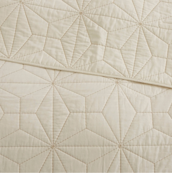 Urban Habitat Caden 3Pc. King/Cal King Coverlet S - Picture 7 of 8